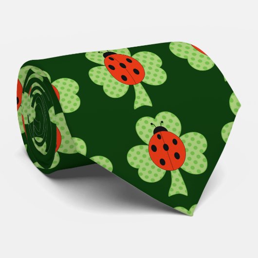 Kleeblatt mit Polka-Punkten und Ladybug-Muster Krawatte (Gerollt)