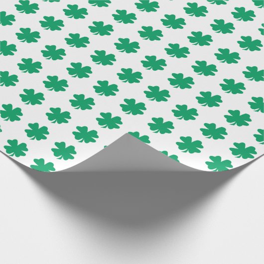 Kleeblatt Muster Green St Patrick's Day 2023 Geschenkpapier (Ecke)
