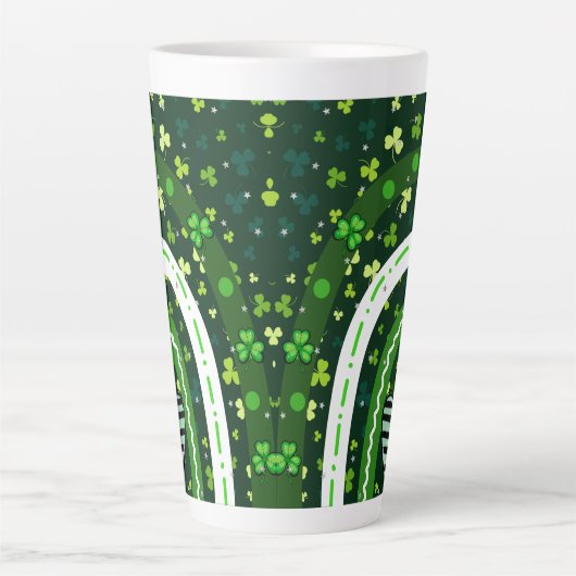 Kleeblatt Rainbow St Patrick's Day Green Milchtasse (Vorderseite)