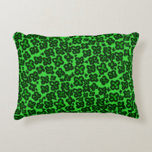 Kleeblatt Shaped Leopard Print für Saint Patrick's Dekokissen