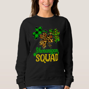 Kleeblatt St Patricks Day Shenanigans Squad Lucky Sweatshirt