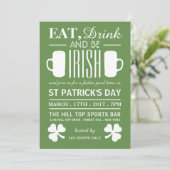Kleeblatt und Bier Irish St Patrick's Day Einladung (Stehend Vorderseite)