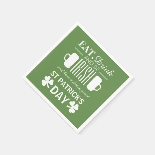 Kleeblatt und Bier Irish St Patrick's Day Serviette (Ecke)