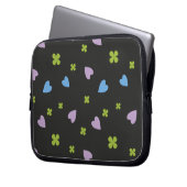 Kleeblatt- und Herzmuster Laptopschutzhülle (Vorderseite Links)