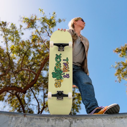 Kleeblatt und Roll St. Patrick's Day Skateboard (Außenbereich 1)