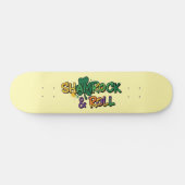 Kleeblatt und Roll St. Patrick's Day Skateboard (Horizontal)