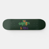 Kleeblatt und Roll St. Patrick's Day Skateboard (Horizontal)