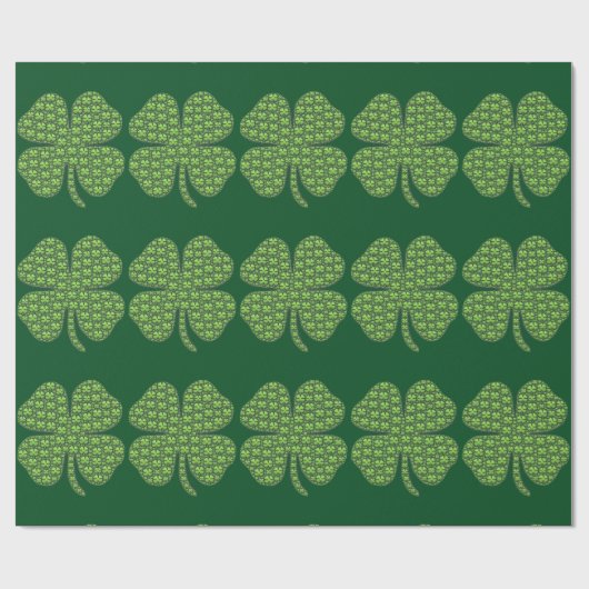 Kleeblätter auf einem Kleeblatt Geschenkpapier (Flach)