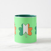 Kleeblätter für die Farbe irischer Flaggen Tasse (Zentrum)