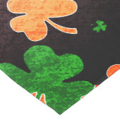 Kleeblätter in den Farben irischer Flaggen Kurzer Tischläufer (Ecke)