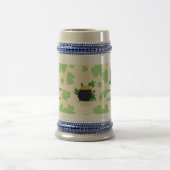 Kleeblätter, Leprechauns und Goldtopf Stein Bierglas (Mittel)