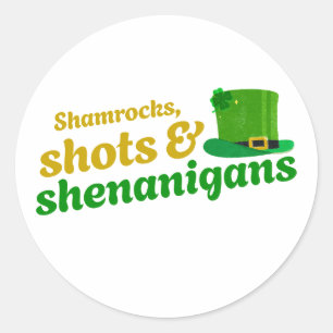 Kleeblätter, Shots und Shenanigans Runder Aufkleber