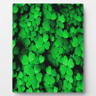 Kleeblätter und Herz St. Patrick's Day Green Fotoplatte