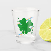 Kleeblätter und Regenbogen Schnapsglas (Vorderseite)
