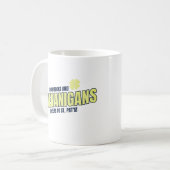 Kleeblätter und Schabernack zum St. Patrick's Day Kaffeetasse (Vorderseite Links)