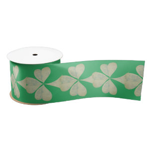 Kleeblätter zu Green Satin Ribbon Satinband