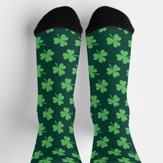 Kleeblatts Pattern St Patrick's Day Socken (Oben)