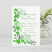 Kleeblatts und Daisies Brautparty Einladung (Stehend Vorderseite)