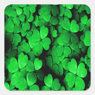 Kleeblatts und Hearts Saint Patrick's Day Green Quadratischer Aufkleber