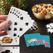 Kleiderhaufen, die Karten spielen Spielkarten (In Situ)