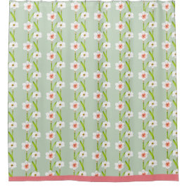 Kleidung an einem Duschvorhang