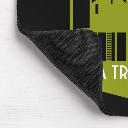 Kleidung und Dekoration von Baumhäusern Mousepad (Ecke)