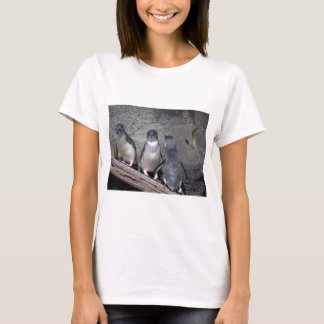Kleine blaue Pinguine T-Shirt