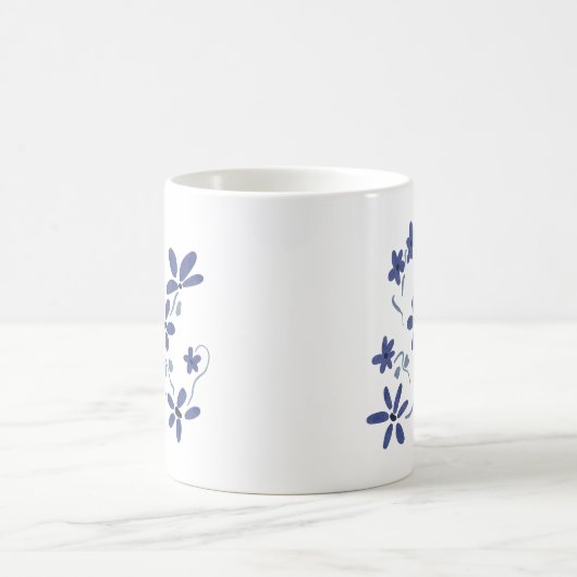 Kleine blaue romantische Blume Kaffeetasse (Mittel)