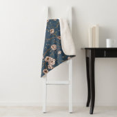 Kleine Blume hellblaues Muster Sherpadecke (Beispiel)