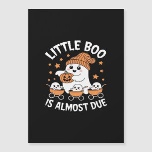 Kleine Boo ist bald fällig - Halloween Schwangersc Magnetkarte