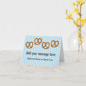 Kleine Brezel Salty Snacks - Dotter - Ihr Text Karte (Gelbe Blume)