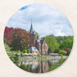Kleine Burg am See in Brügge, Belgien Runder Pappuntersetzer