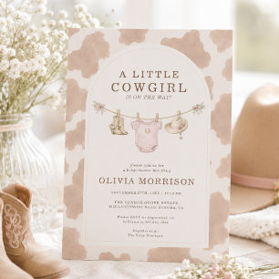 Kleine Cowgirl-Wäscheleine-Kuh-Muster-Baby-Party Einladung