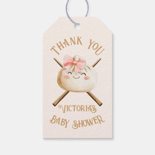 Kleine Dumpling Dim Sum Girl Babydusche Geschenkanhänger (Rückseite)