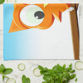 Kleine Eule auf einer Zweige Handtuch (Gefaltet)