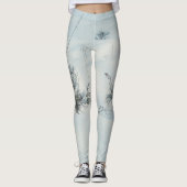 Kleine Fichten mit frischem Schnee bedeckt Leggings (Vorderseite)