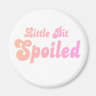 Kleine Flasche verwischt Magnet