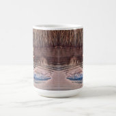 Kleine gelbe Entenpiele in Eimer Kaffeetasse (Mittel)