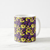Kleine gelbe und Lila Stiefmütterchen Kaffeetasse (VorderseiteRechts)