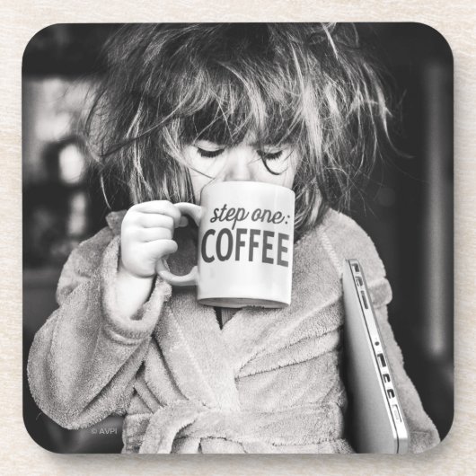 Kleine Girl Drink Kaffee Getränkeuntersetzer (Vorderseite)