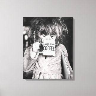 Kleine Girl Drink Kaffee Leinwanddruck