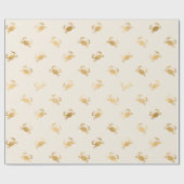 Kleine Goldkrebse auf Off-White Geschenkpapier (Flach)