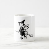 Kleine Hexe und Clown Kaffeetasse (Mittel)