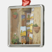 Kleine Hütte mit Kunstwerken zum Verkauf auf Gehst Ornament Aus Metall (Links)