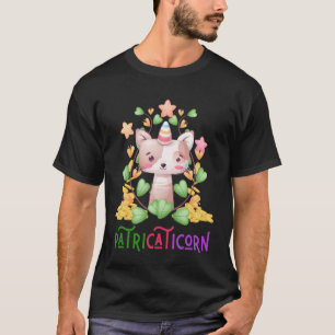 Kleine irische Caticorn-Grün St. Patrick's Day-Ein T-Shirt