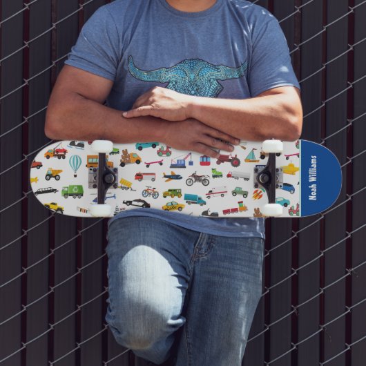 Kleine Junge Dinge, die Fahrzeuge bewegen Kid Name Skateboard (Außenbereich 3)