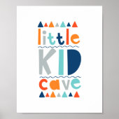 Kleine Kid Cave farbenfrohe Typografie Kinder Poster (Vorne)