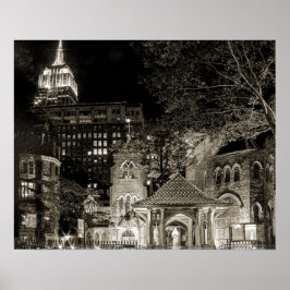 KLEINE KIRCHE GROSSES STADTPoster (Matte) Poster