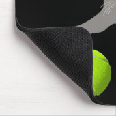 Kleine Kleinigkeit mit einer Tennisball Katze Mousepad (Ecke)