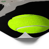 Kleine Kleinigkeit mit einer Tennisball Katze Poster (Ecke)